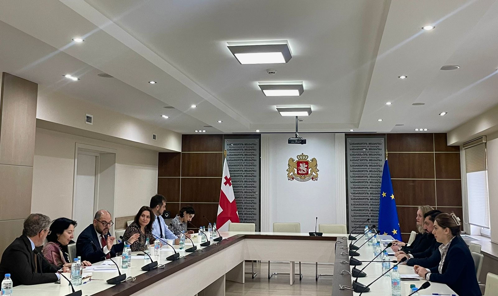 Razhden Kuprashvili, the Head of the Anti-Corruption Bureau, met with delegates from the European Union (EU) Commission Directorate-General for Neighbourhood and Enlargement Negotiations (DG NEAR)